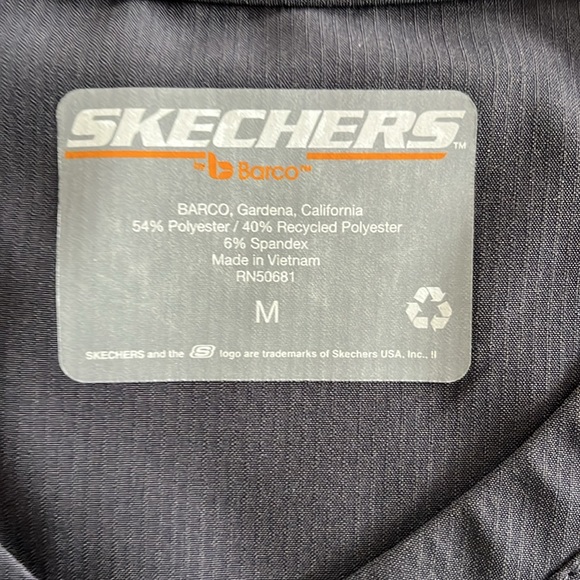 SCRUBS - 6 PIECES - SKECHERS - Rx GEAR - BUTTERSOFT - 3 TOPS - 3 PANTS- SIZE M - Picture 3 of 13